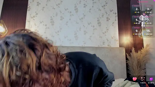 DarcyCullen online show from 18, 9, 2025