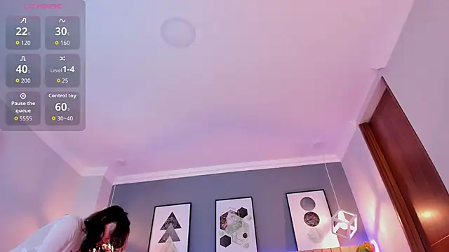 Nina Ford online show from 25, 11, 2025