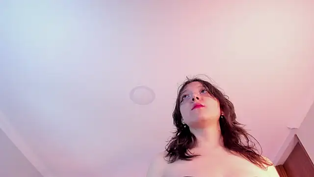 Snapshot of Nina_Ford chatting on 28, 5, 2026 Nina Ford online show from 28, 5, 2026