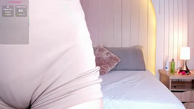 ALICESANDOVAL online show from 11, 3, 2026