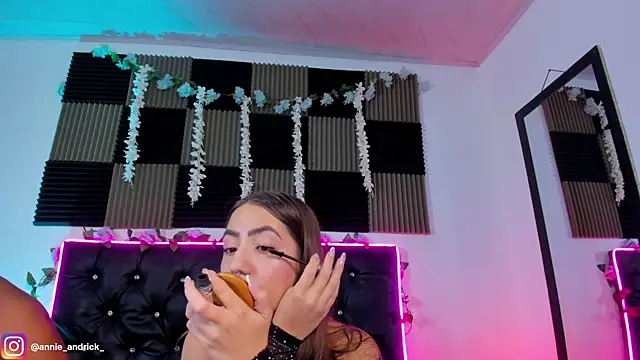 Snapshot of _leda_swan_ chatting on 29, 5, 2026 leda swan online show from 29, 5, 2026