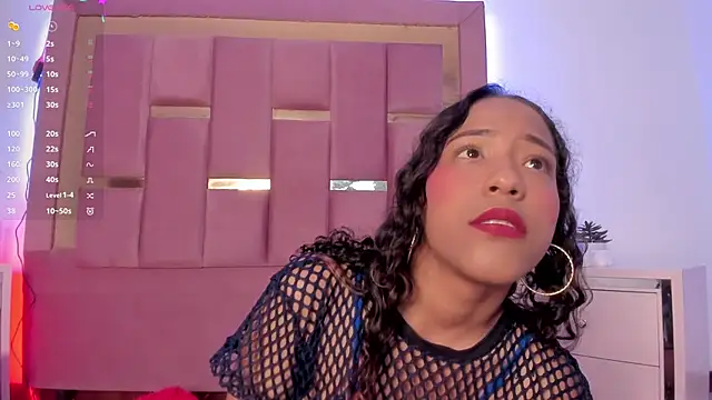 AikoSnow online show from 10, 10, 2025