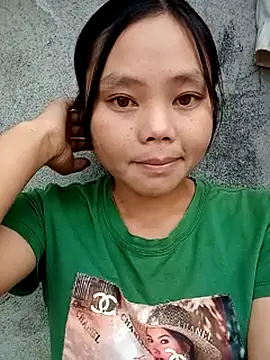 omiu-baby online show from 11, 10, 2025