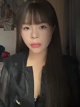 SarahBeii online show from 5, 11, 2025