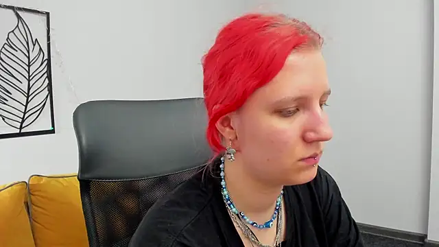 Snapshot of Hailey_Foxy chatting on 27, 4, 2026 Hailey Foxy online show from 27, 4, 2026