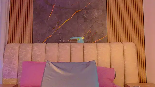 mia scot online show from 24, 2, 2026