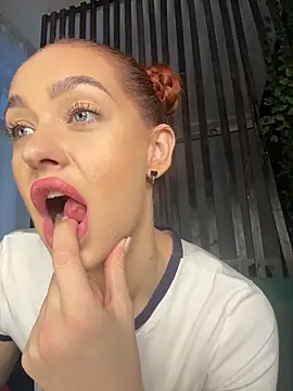 LittleFox    online show from 11, 2, 2026