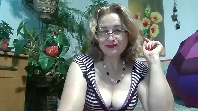 Snapshot of ZhannaLove480 chatting on 22, 9, 2025 ZhannaLove480 online show from 22, 9, 2025