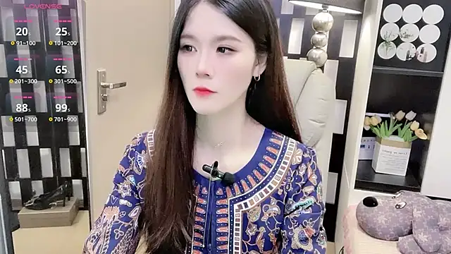 Yueyue-MM online show from 18, 11, 2025