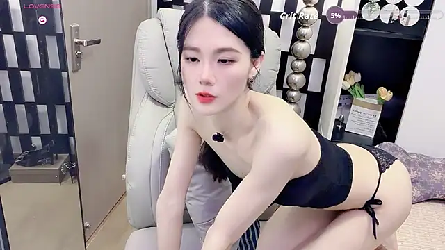 Yueyue-MM online show from 8, 6, 2026