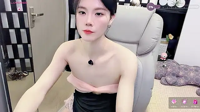 Yueyue-MM online show from 16, 7, 2026