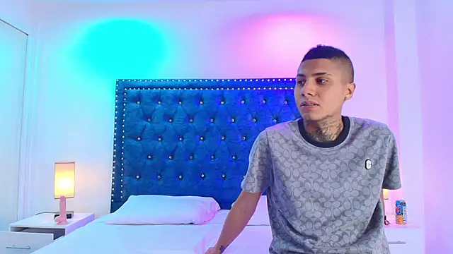 Damian and roxanne online show from 19, 11, 2025