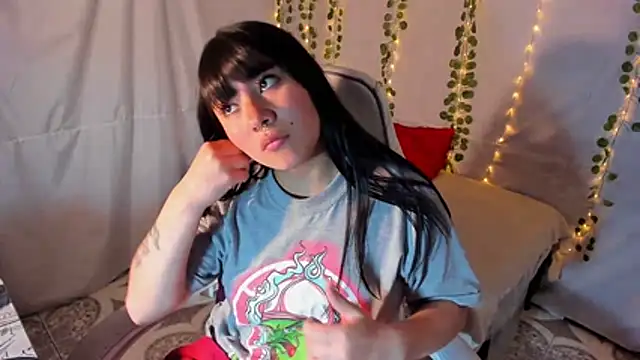 Zulema R1 online show from 10, 11, 2025