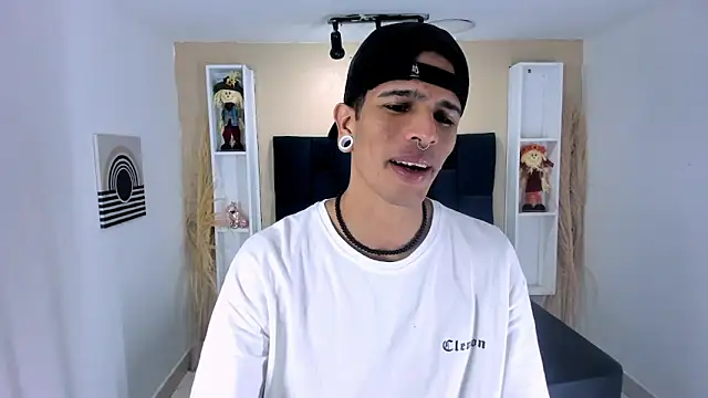 Franvill Trato online show from 10, 10, 2025