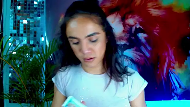 Cristal Gem1 online show from 8, 9, 2025