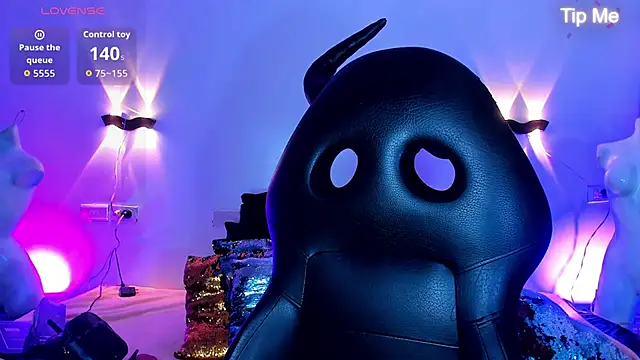 Cristal Gem1 online show from 6, 3, 2026