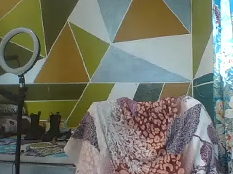 SEXY METISE online show from 18, 2, 2025