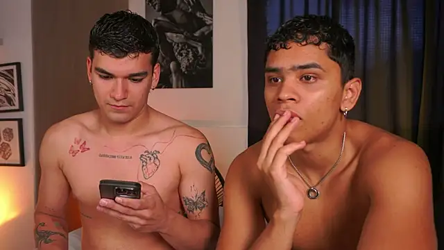 Snapshot of EROS_AND_ALAN chatting on 26, 5, 2026 EROS AND ALAN online show from 26, 5, 2026