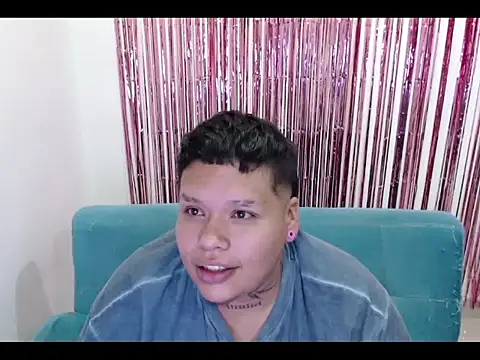 Yulian bigclit7 online show from 16, 3, 2026