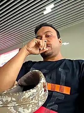 Snapshot of BindaasBong chatting on 7, 10, 2025 BindaasBong online show from 7, 10, 2025