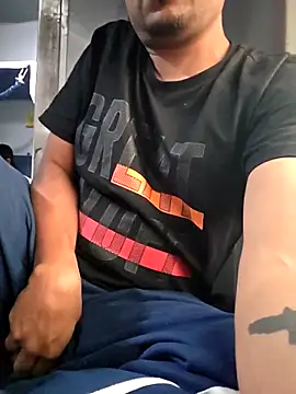 Snapshot of BindaasBong chatting on 8, 10, 2025 BindaasBong online show from 8, 10, 2025