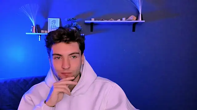 Snapshot of joseph_bear_ chatting on 18, 12, 2025 joseph bear online show from 18, 12, 2025