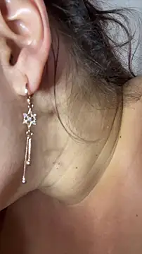 Snapshot of sarahreyess_11 chatting on 8, 11, 2025 sarahreyess 11 online show from 8, 11, 2025