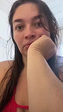 Snapshot of sarahreyess_11 chatting on 14, 11, 2025 sarahreyess 11 online show from 14, 11, 2025