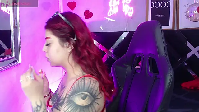 Snapshot of Red_Bunny_v chatting on 15, 5, 2026 Red Bunny v online show from 15, 5, 2026