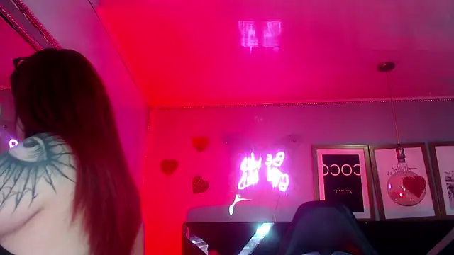 Snapshot of Red_Bunny_v chatting on 27, 5, 2026 Red Bunny v online show from 27, 5, 2026