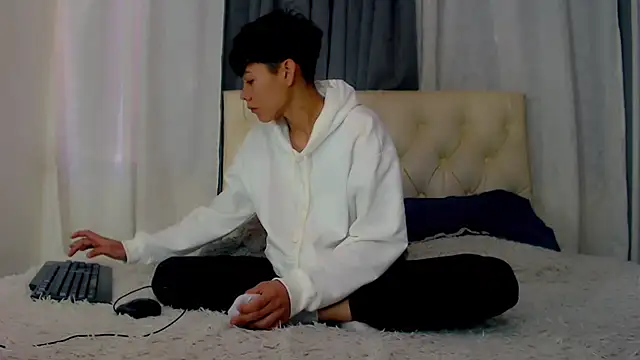 Snapshot of SemerHott chatting on 17, 9, 2025 SemerHott online show from 17, 9, 2025