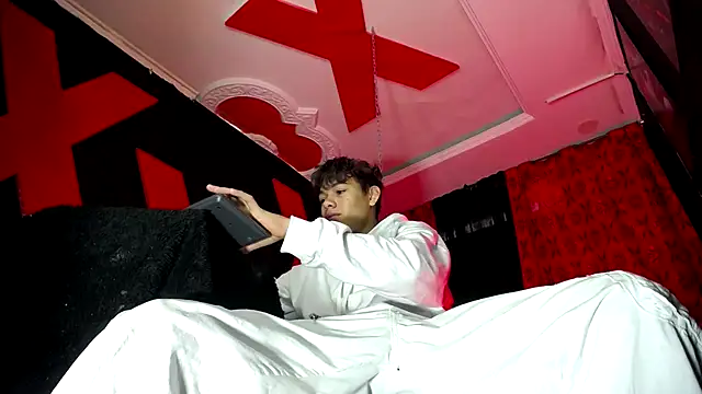 Snapshot of SemerHott chatting on 27, 9, 2025 SemerHott online show from 27, 9, 2025