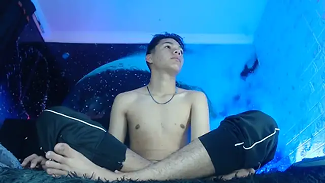 Snapshot of SemerHott chatting on 28, 10, 2025 SemerHott online show from 28, 10, 2025