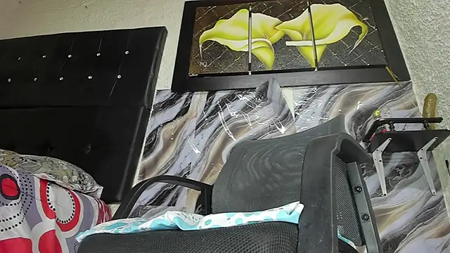 Snapshot of luiferrodri chatting on 10, 9, 2025 luiferrodri online show from 10, 9, 2025