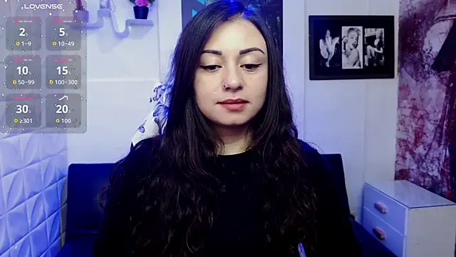 Eva Roussell online show from 24, 10, 2025