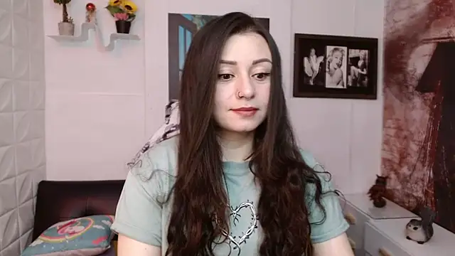 Eva Roussell online show from 22, 4, 2026