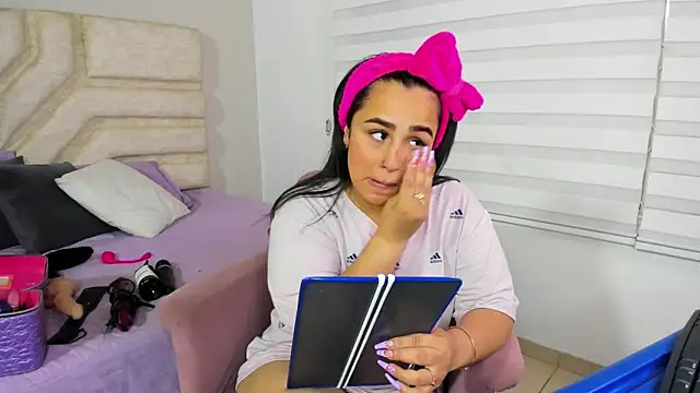  adahara queen online show from 10, 9, 2025