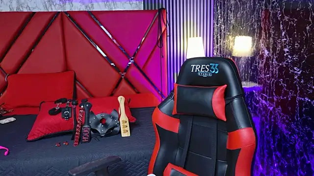 Violet sl4ve online show from 21, 4, 2026