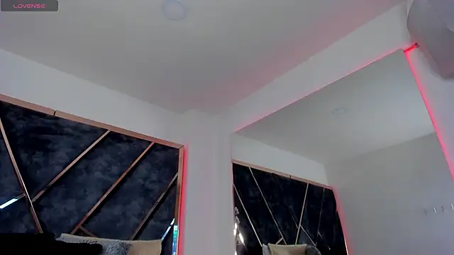 SusanaHenao online show from 16, 9, 2025