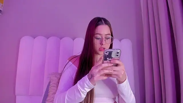 sakura Gomez online show from 12, 9, 2025