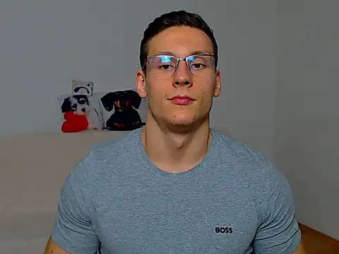 ZeinMiracles online show from 7, 10, 2025