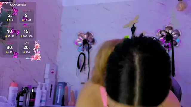 Natasha-Adams online show from 26, 4, 2026