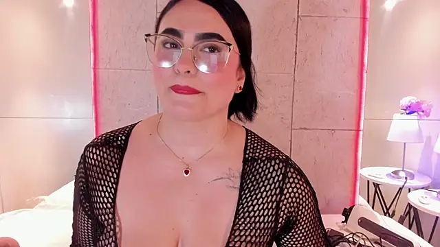 Snapshot of sofiiacarson chatting on 25, 5, 2026 sofiiacarson online show from 25, 5, 2026