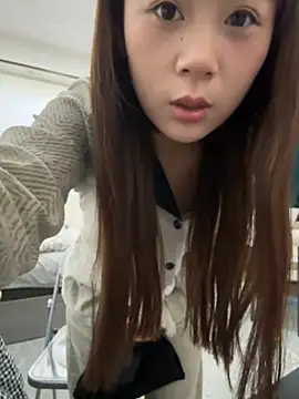 Snapshot of Xiaokui-04 chatting on 3, 11, 2025 Xiaokui-04 online show from 3, 11, 2025