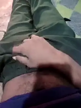 Snapshot of parmila203 chatting on 5, 11, 2025 parmila203 online show from 5, 11, 2025