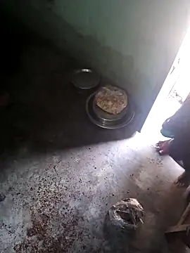 Snapshot of parmila203 chatting on 4, 3, 2026 parmila203 online show from 4, 3, 2026