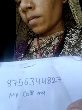 Snapshot of Idhika_Handoo chatting on 23, 9, 2025 Idhika Handoo online show from 23, 9, 2025