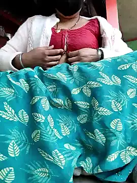 Snapshot of Idhika_Handoo chatting on 18, 1, 2026 Idhika Handoo online show from 18, 1, 2026