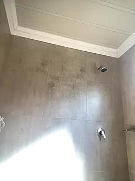 Snapshot of Slowbur chatting on 30, 11, 2025 Slowbur online show from 30, 11, 2025