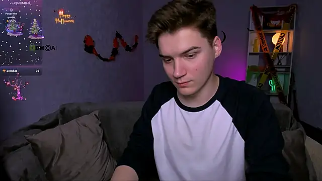 Snapshot of veronica_bubble chatting on 24, 10, 2025 veronica bubble online show from 24, 10, 2025